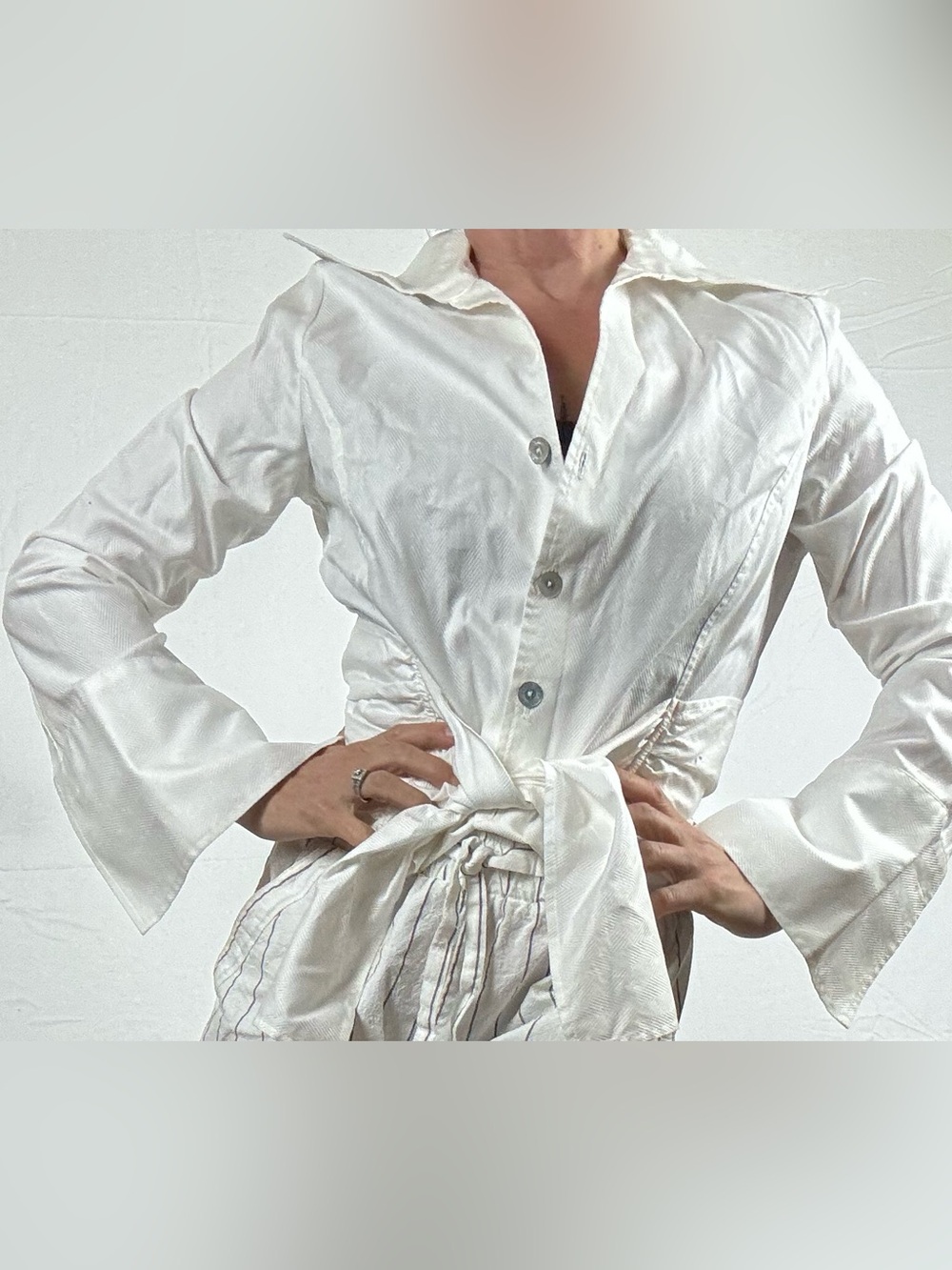 Farinaz Taghavi Italian Tie Waist Y2K 90s Vintage Pearl Button Blouse 8